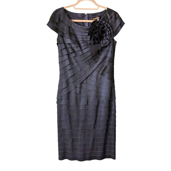 TADASHI SHOJI Women's Tiered Navy Floral Embellishment Cocktail Dress Size 8 - Picture 1 of 10